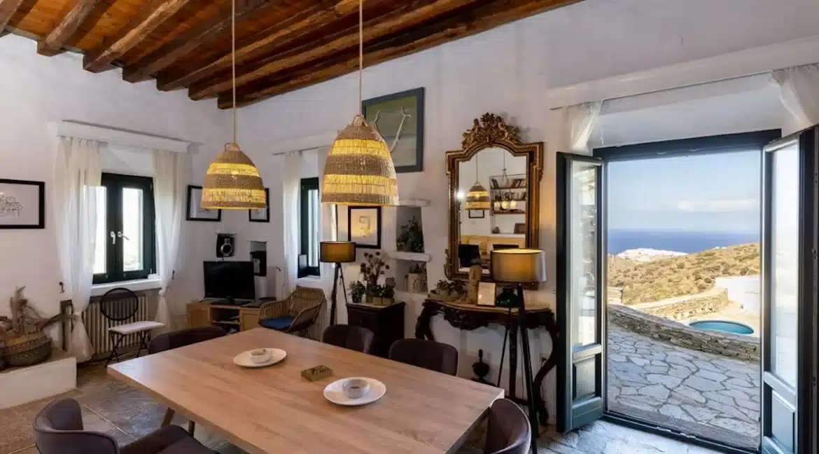 Villa for sale on Sifnos island, with Breathtaking Views 10