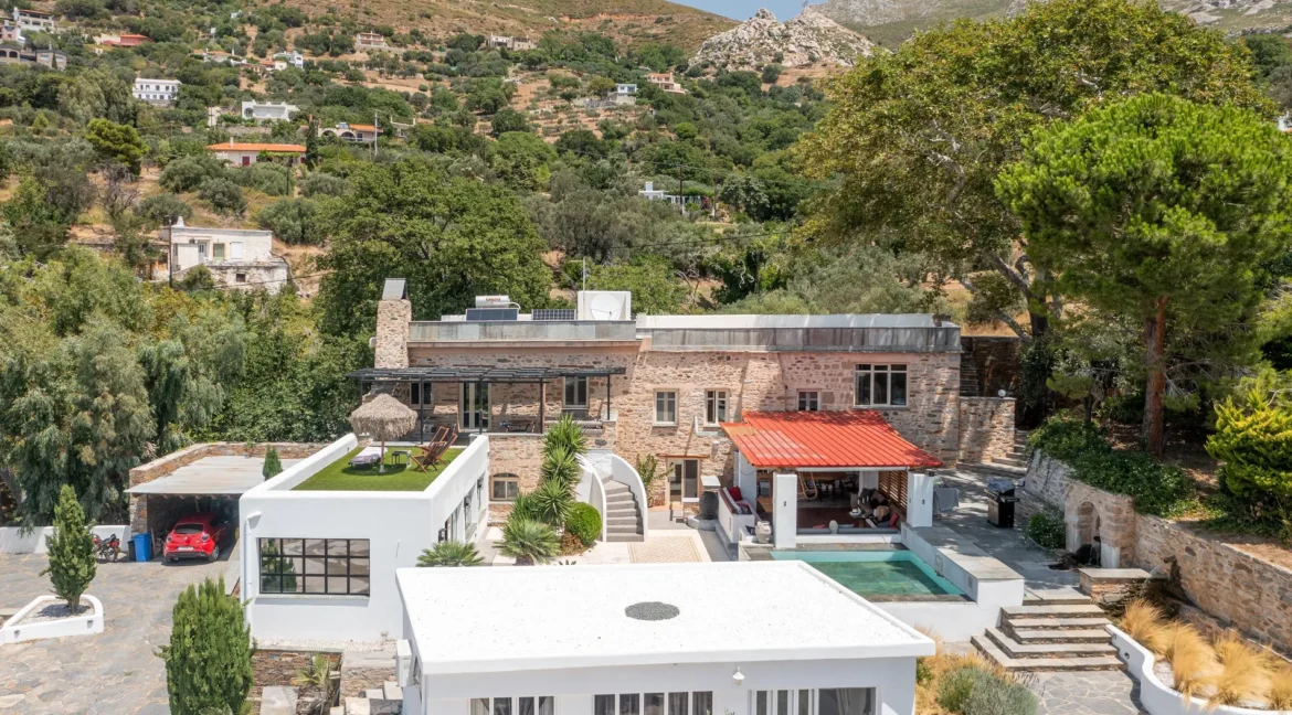 Luxurious Villa in Karystos, Evia 4