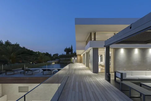 Luxury of this Beachfront Villa in Kavouri, Vouliagmeni 3