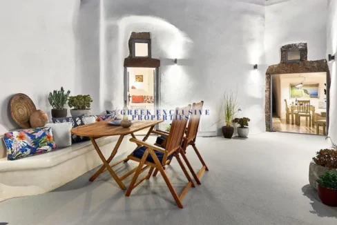 2 Charming Santorini Cave-Houses in Megalochori 10