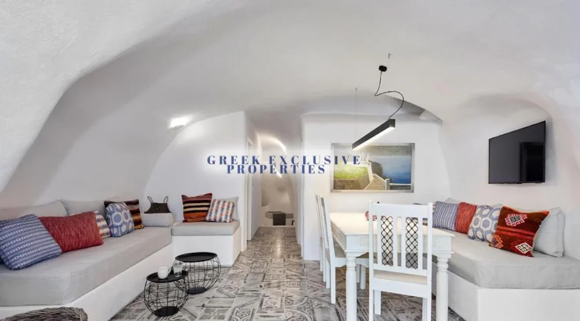 2 Charming Santorini Cave-Houses in Megalochori 24