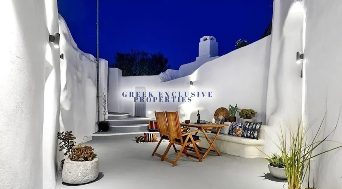 2 Charming Santorini Cave-Houses in Megalochori 7