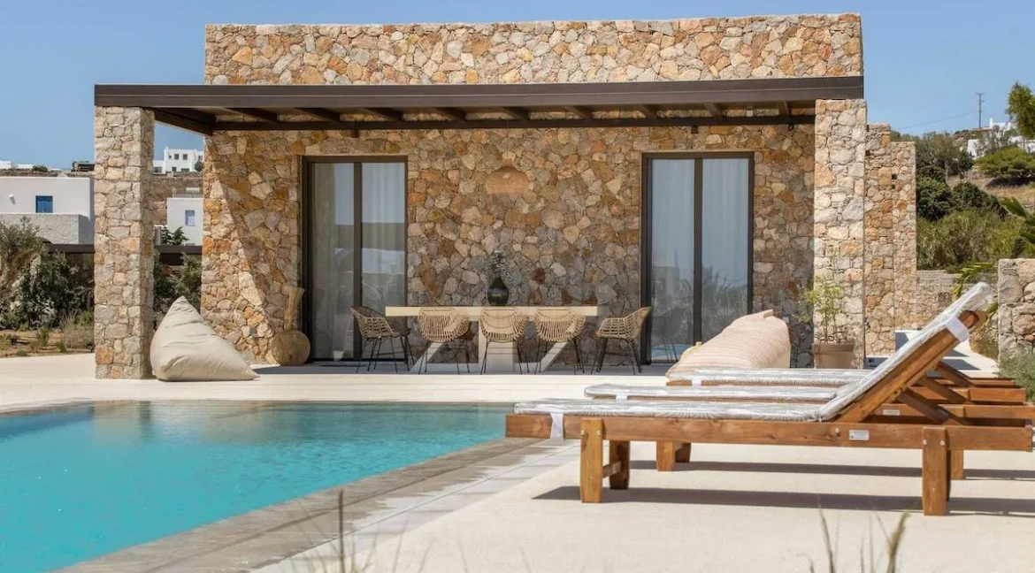 Luxury Living New Paros Villas Project, Chrisi Akti 18