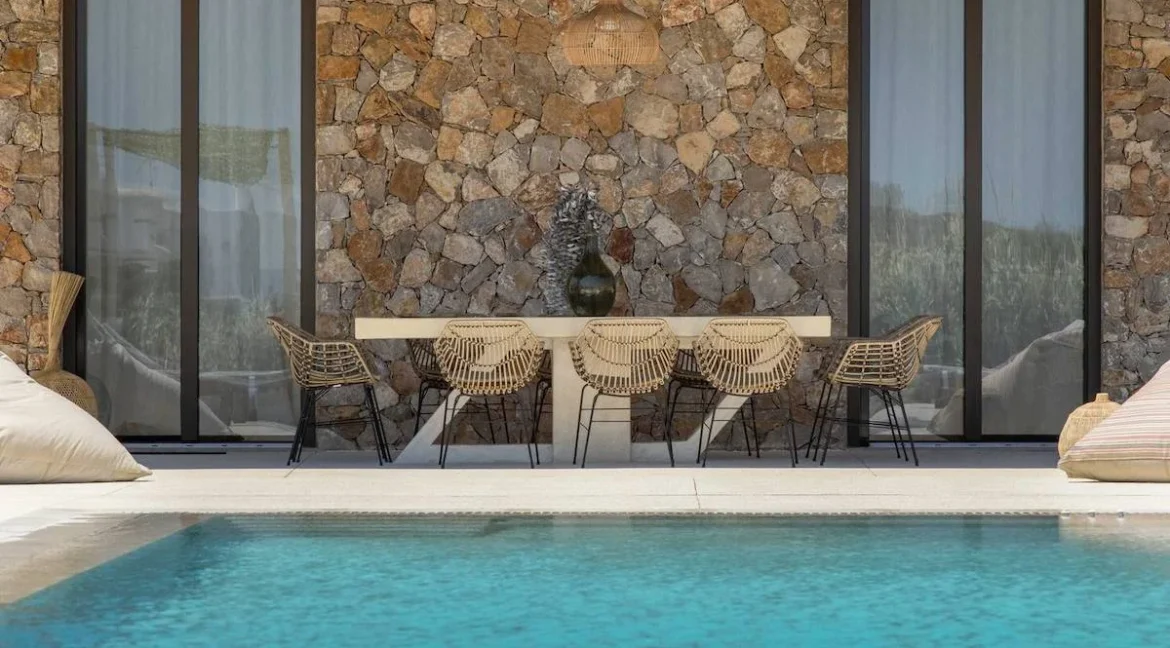 Luxury Living New Paros Villas Project, Chrisi Akti 28