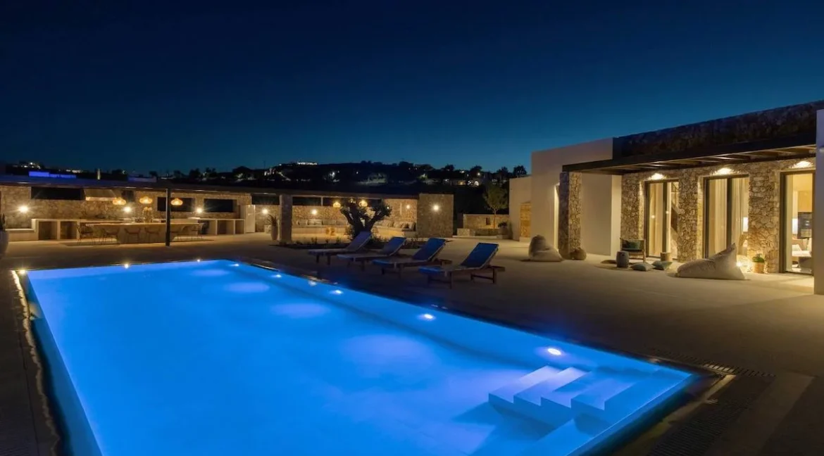 Luxury Living New Paros Villas Project, Chrisi Akti 5