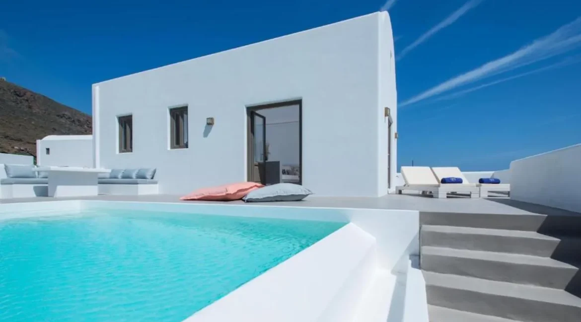 4 Luxury Houses for sale Oia Santorini 3