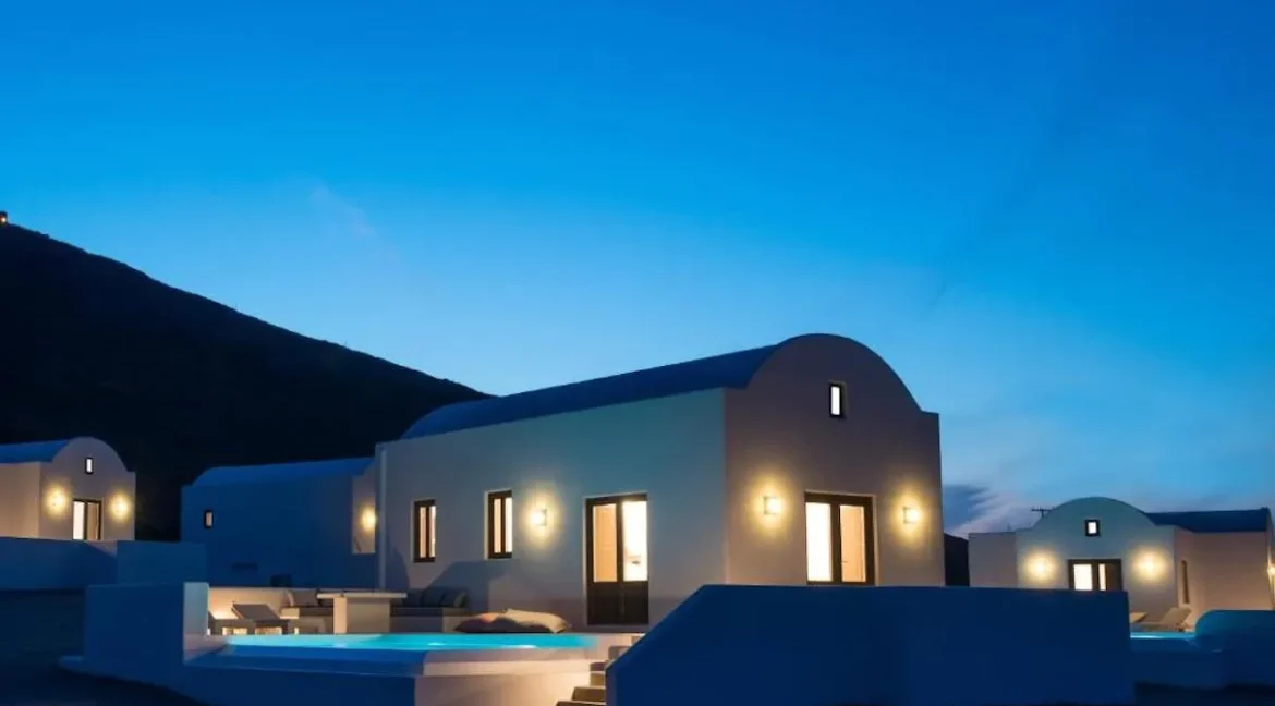 4 Luxury Houses for sale Oia Santorini 8