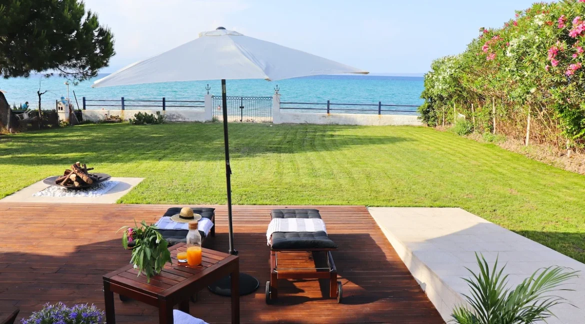 Seafront Villa at Hanioti Halkidiki for sale 13