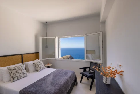 Seaview Property in Syros 2