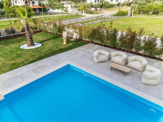 Villa FOR SALE in Pallini Pefkochori Halkidiki