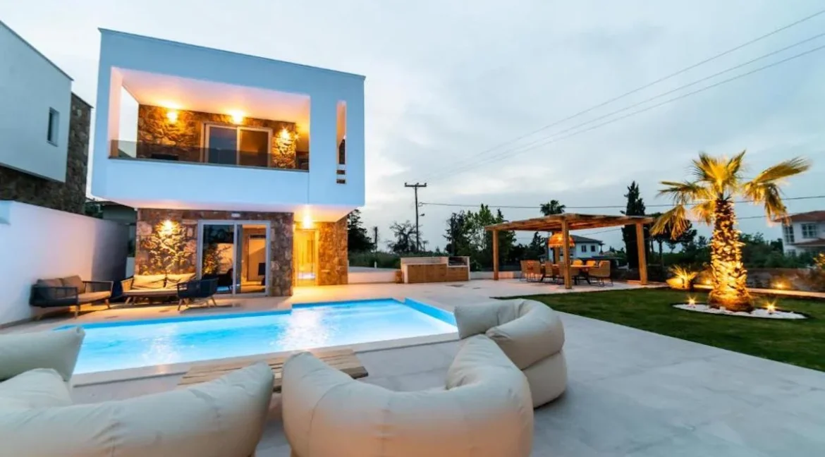 Villa FOR SALE in Pallini Pefkochori Halkidiki 33