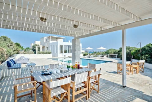 Beachfront Villa With View in Paros for Sale 10