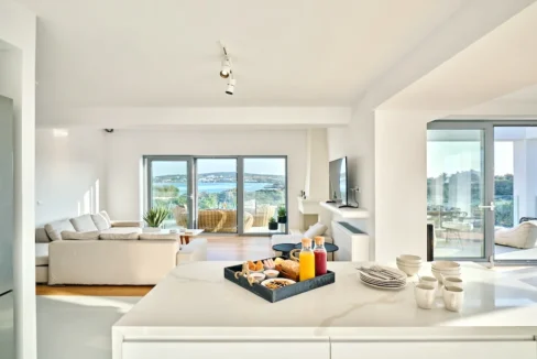 Beachfront Villa With View in Paros for Sale 18