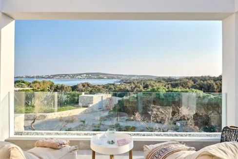 Beachfront Villa With View in Paros for Sale 28