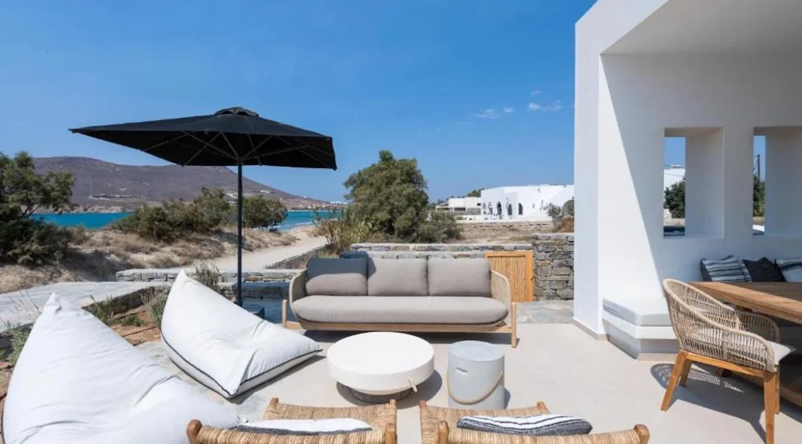 Seaside residence in Molos Paros 2