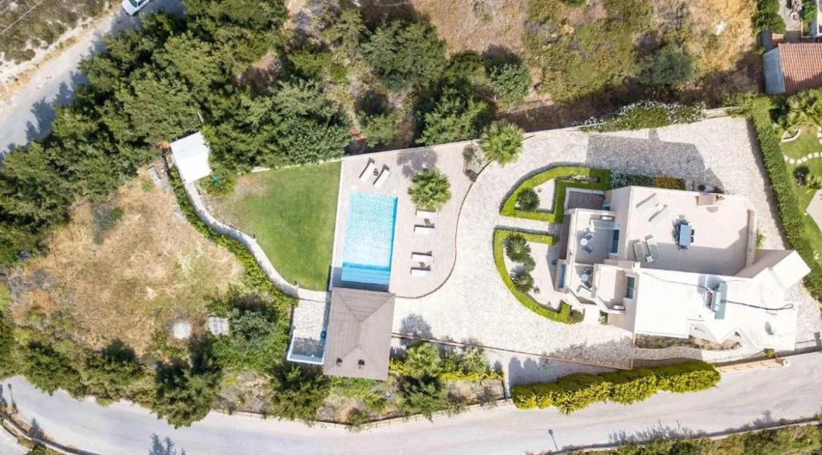 Lavish villa for sale in Rhodes, Koskinou 3