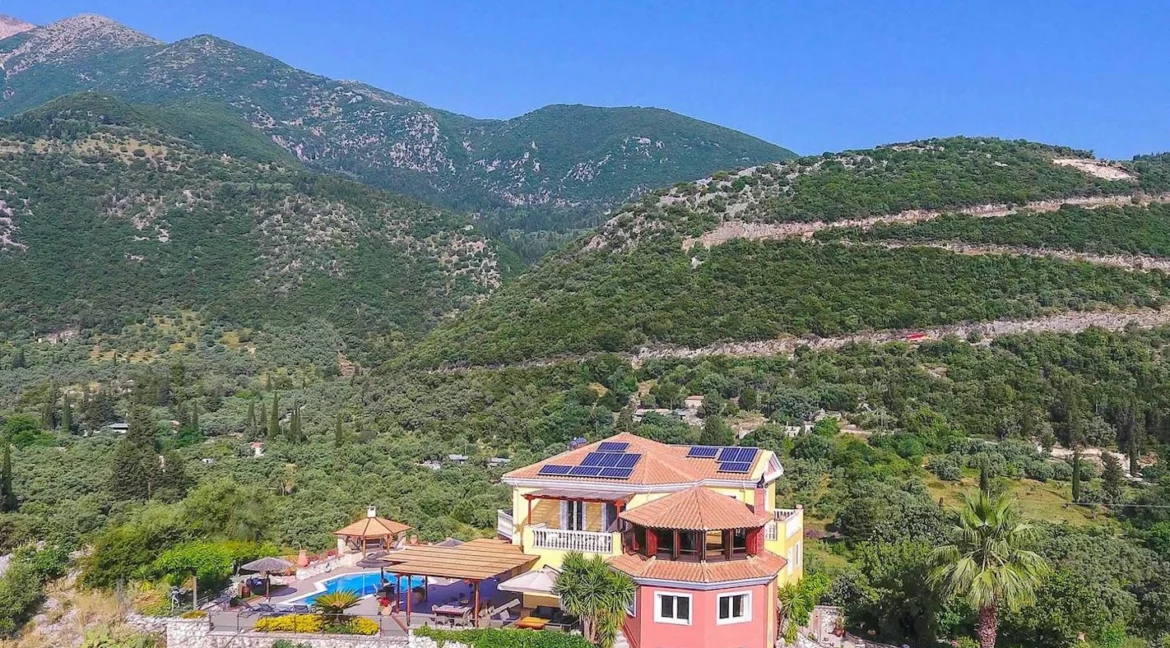 Luxurious Villa for Sale in Lefkada 3