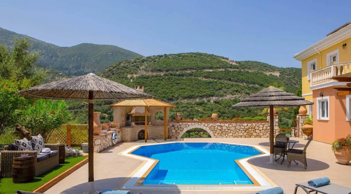 Luxurious Villa for Sale in Lefkada 31