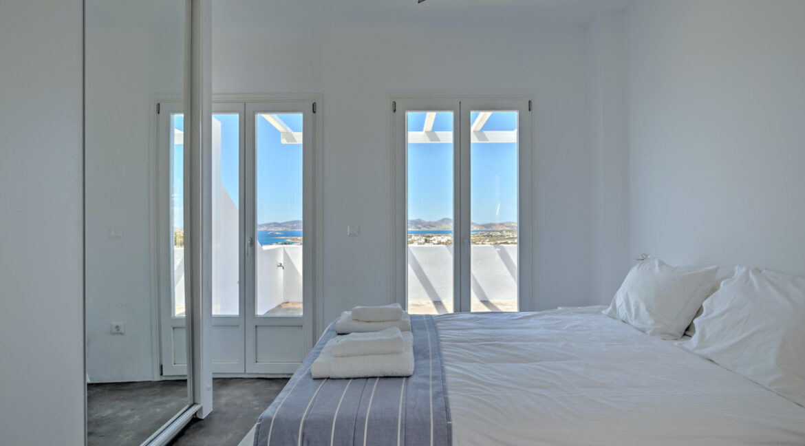 Beautiful New House for Sale in Paros 23