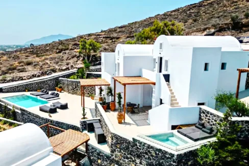 Hotel in Imerovigli Santorini for sale 2