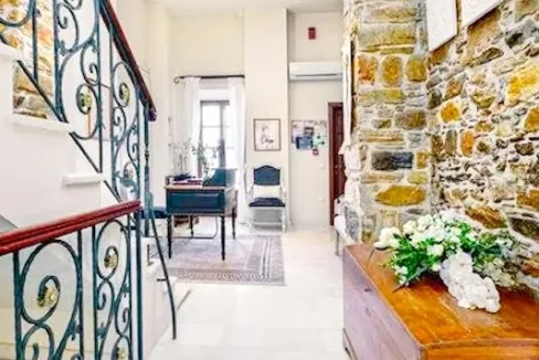 Luxurious 19th-Century Mansion in Ermoupolis, Syros for sale 7