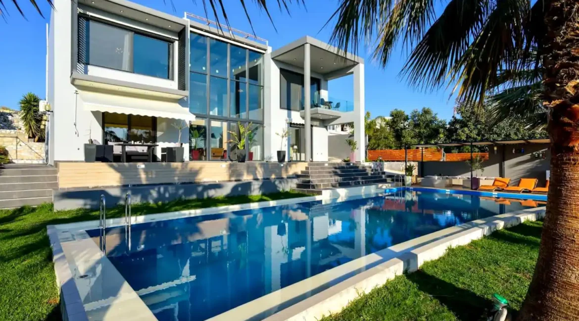 Luxury Villa at Chania Crete 2