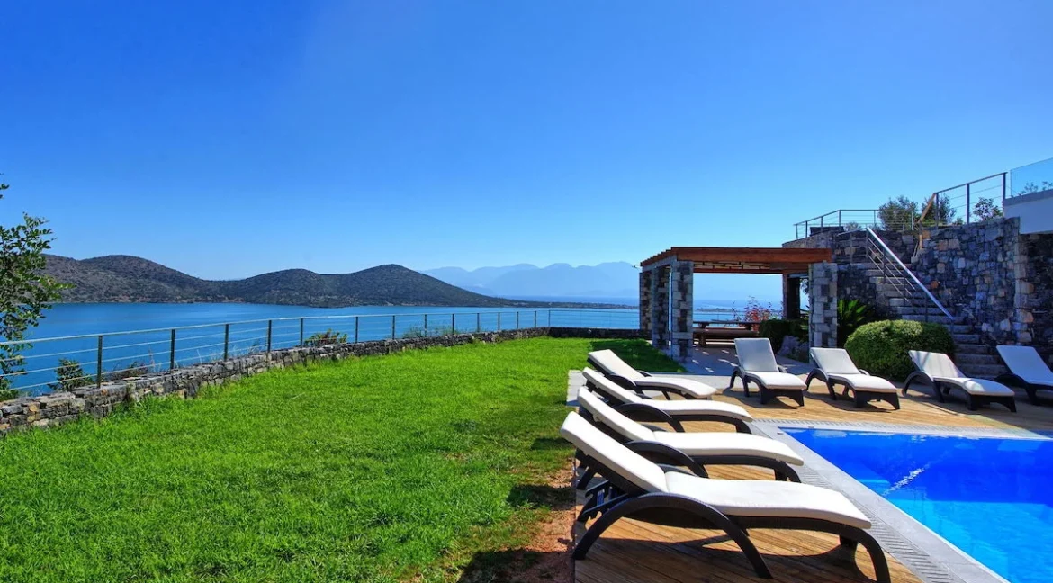 Seafront Property in Elounda Crete 13