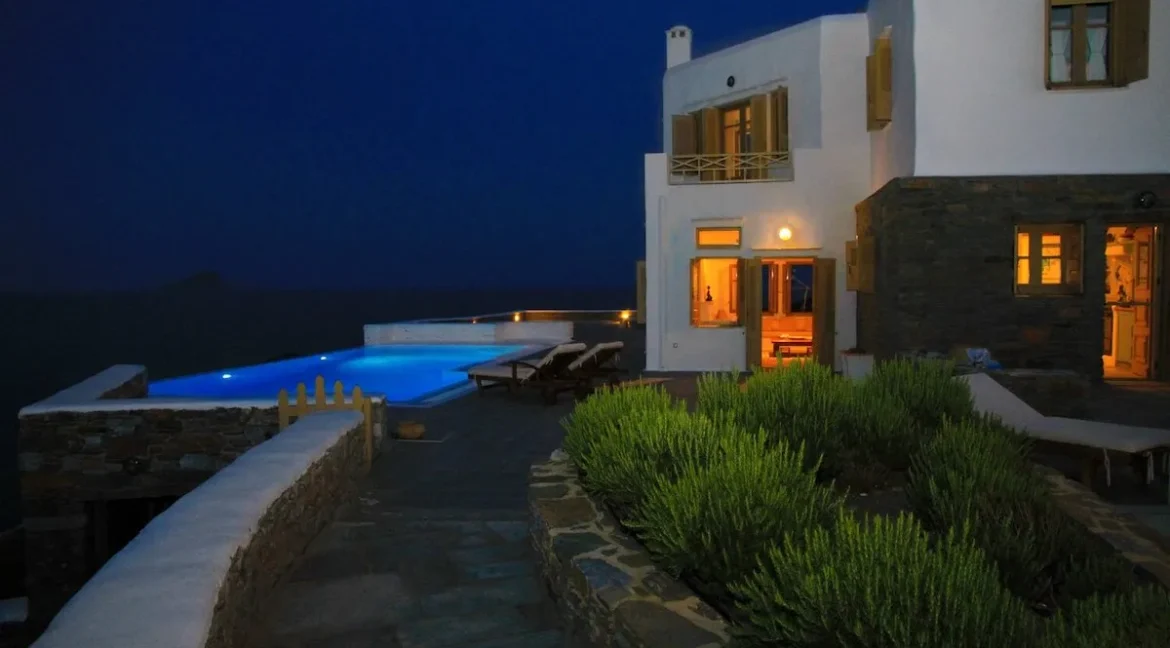 Seaside Property for sale at Kythnos Island 2