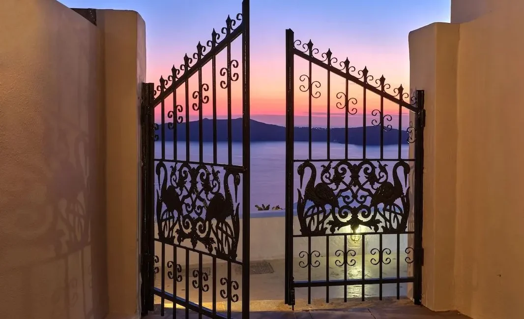 Seaview Property in Santorini Greece 4