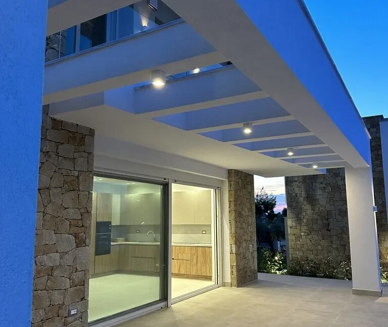 Seaview Villa for sale in Chalkidiki 8