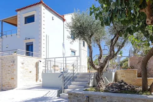 Villa With Pool And Panoramic Sea Views Chania Crete for sale 23