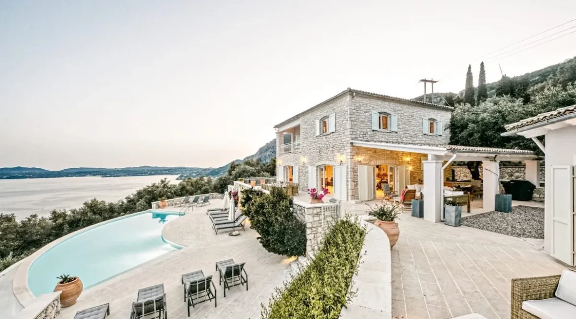 Luxurious Hilltop Retreat in Nissaki, Corfu 1
