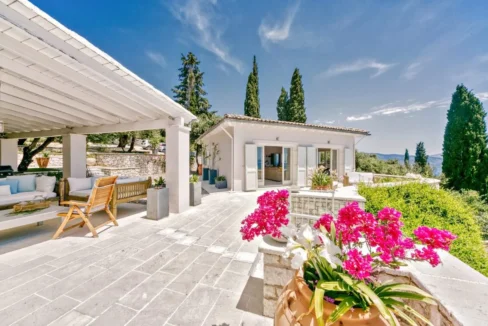 Luxurious Hilltop Retreat in Nissaki, Corfu 37