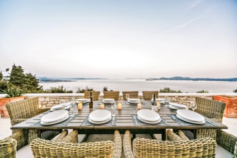 Luxurious Hilltop Retreat in Nissaki, Corfu 6