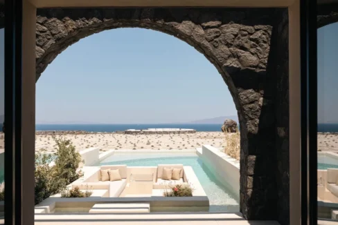 Luxurious Hotel for Sale in Oia, Santorini 8