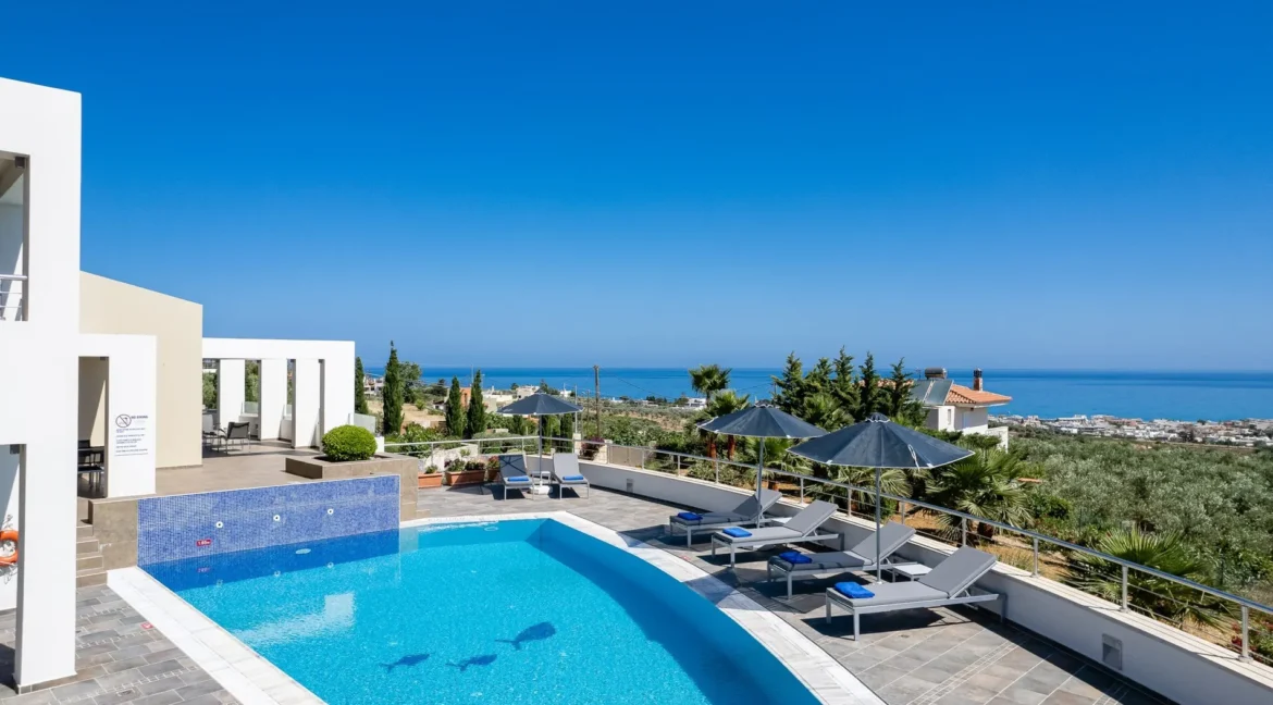 Luxurious sea-view villa in Rethymno Crete for Sale 14