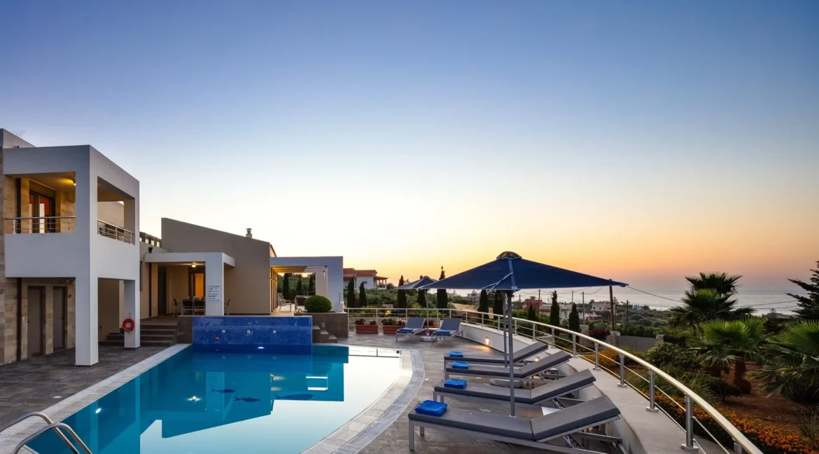 Luxurious sea-view villa in Rethymno Crete for Sale 15
