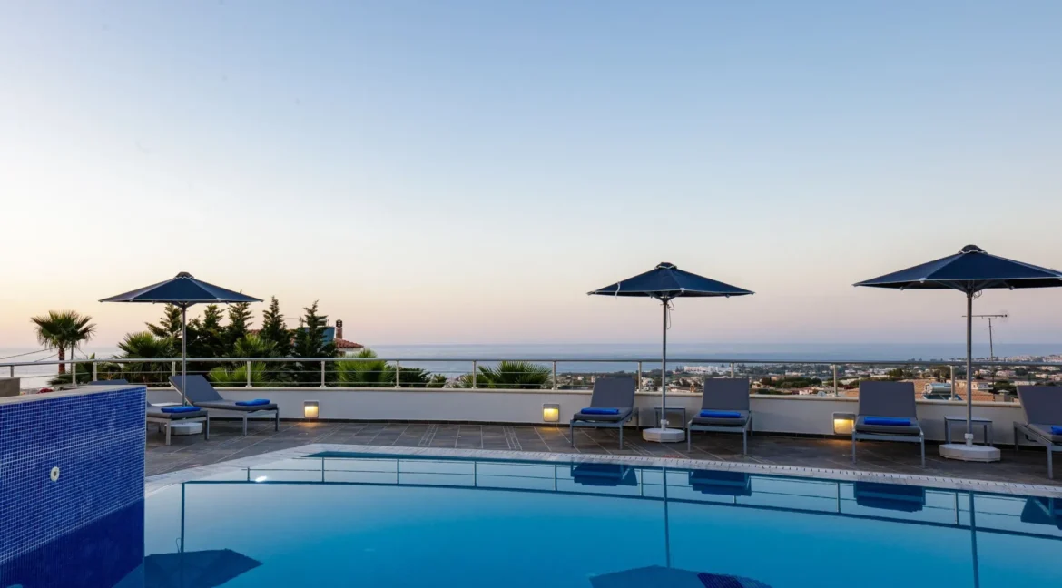 Luxurious sea-view villa in Rethymno Crete for Sale 19