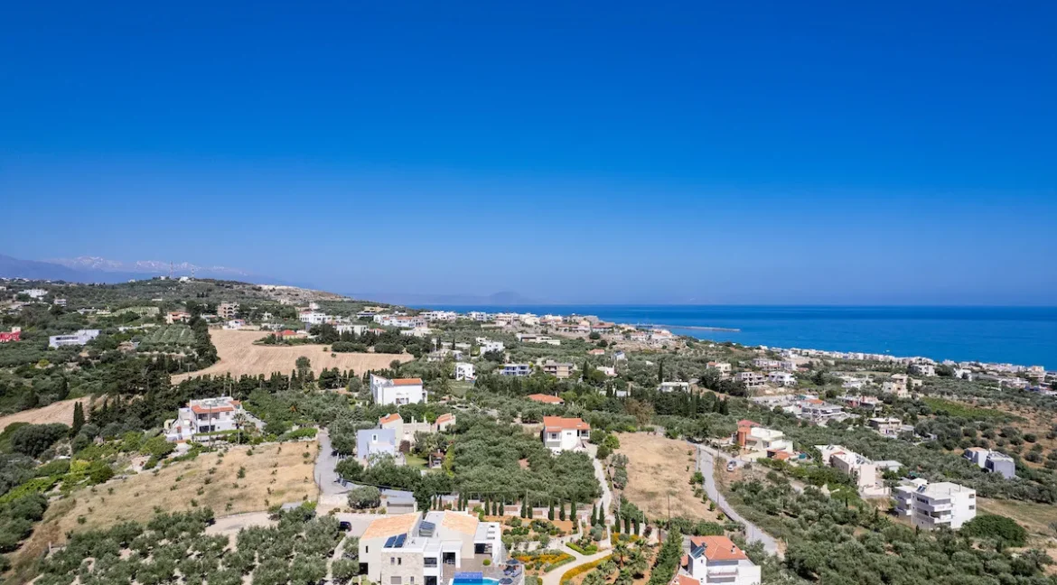 Luxurious sea-view villa in Rethymno Crete for Sale 2