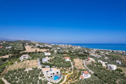 Luxurious sea-view villa in Rethymno Crete for Sale 2