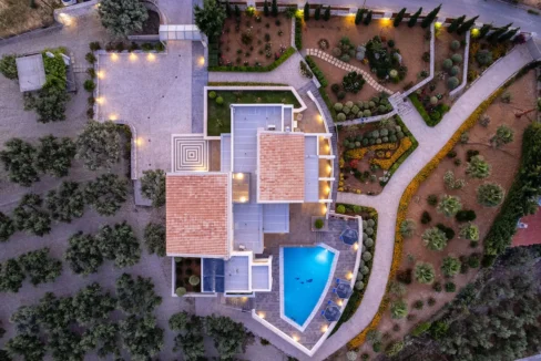 Luxurious sea-view villa in Rethymno Crete for Sale 3