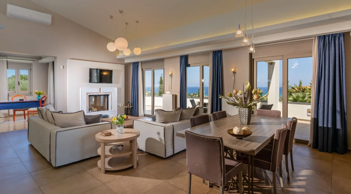 Luxurious sea-view villa in Rethymno Crete for Sale 37