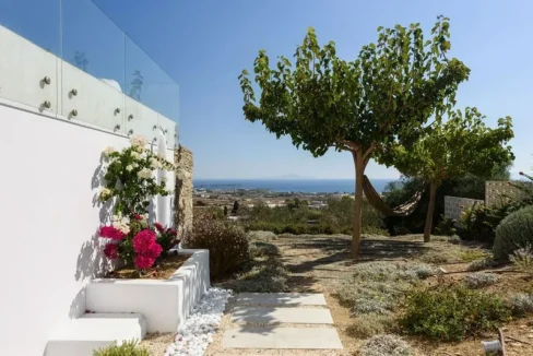 Luxury Design Villa with Unlimited Views in Paros 16