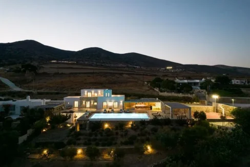 Luxury Design Villa with Unlimited Views in Paros 2