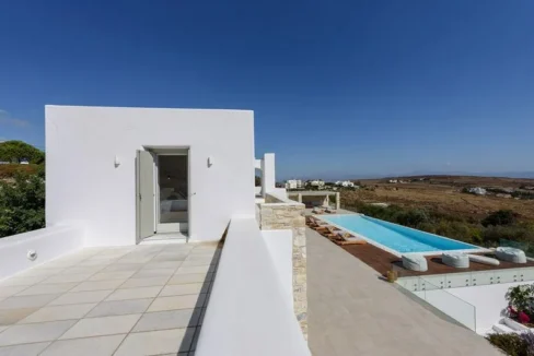 Luxury Design Villa with Unlimited Views in Paros 22