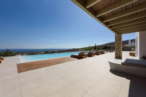 Luxury Design Villa with Unlimited Views in Paros 38