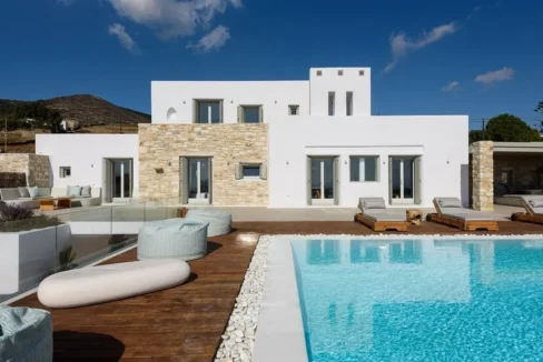 Luxury Design Villa with Unlimited Views in Paros 39