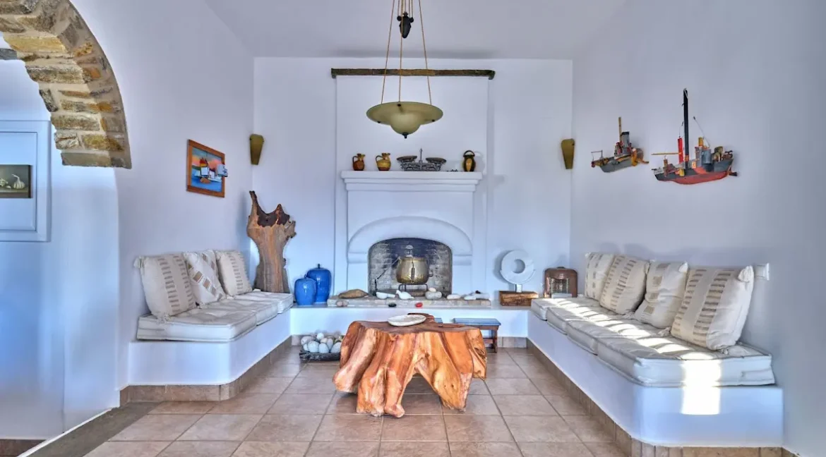 Seaside Villa in for sale Agios Sostis, Tinos 19