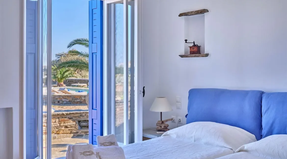 Seaside Villa in for sale Agios Sostis, Tinos 9