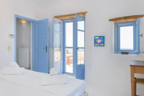 Traditional Cycladic Villa in Paros for sale 12